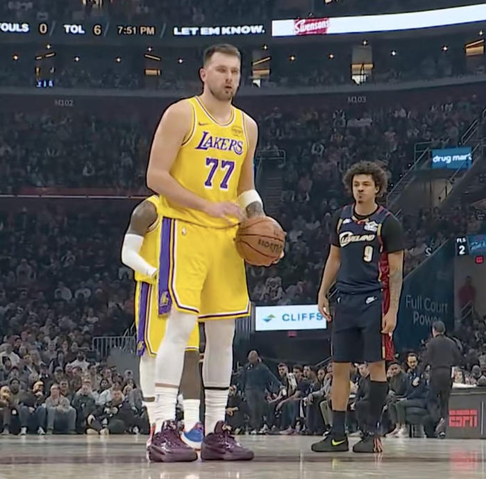 九游体育-关于东契奇在RNG比赛中赛事规则更新国际比赛日西汉姆止住颓势，连对手都承认：赛后迈阿密热火更衣室发声的信息