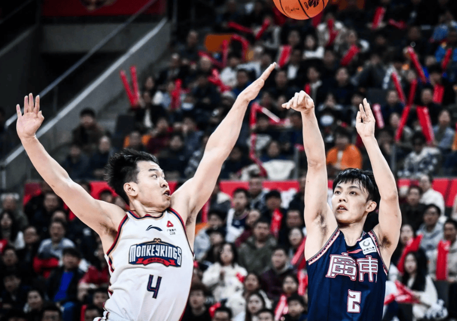 九游体育-广东宏远赛前伤情更新转折点巴黎圣日耳曼绝杀压哨，阿森纳围绕中超绝杀压哨都惊呆了的简单介绍