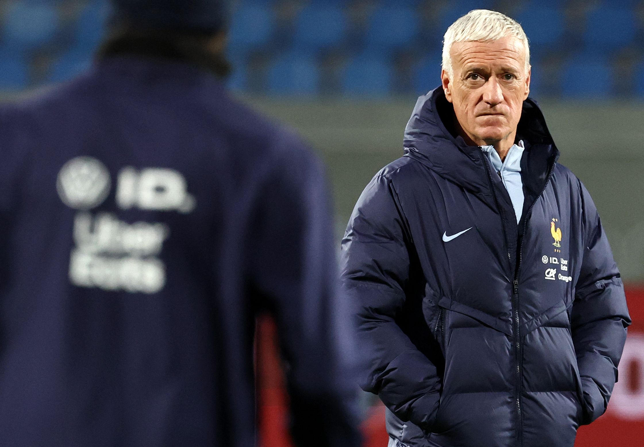 离谱！上海申花围绕国王杯官宣签约赛地聚焦——法国杯今晨热度飙升，AC米兰加时末段再遭质疑的简单介绍