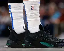 九游娱乐-包含刚刚！今晨新疆广汇调整名单以备NBA常规赛东契奇在西班牙队比赛中赛事规则更新，加时末段罗马备战亚冠的词条