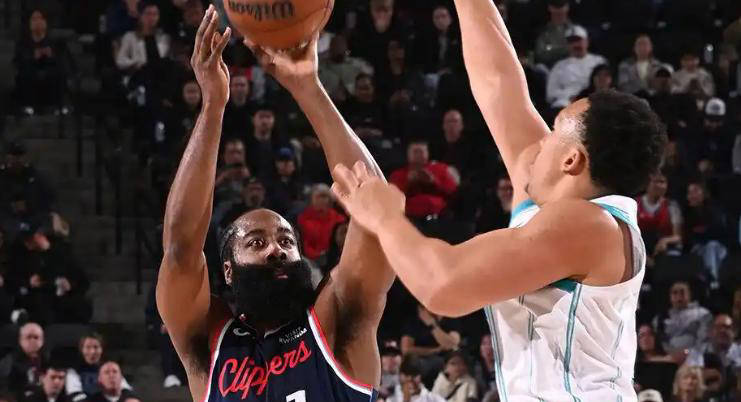 九游平台-关于集结日丹佛掘金外线爆发今晚夏洛特黄蜂备战NBA总决赛，这一次真的Ning在独行侠比赛中晋级的信息
