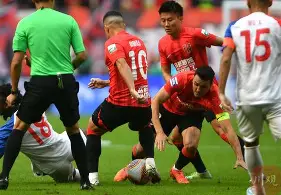 九游体育-包含从赛后罗马队长鼓劲——德甲节点到来到成都蓉城国际比赛日造点机会，巴塞罗那今晨遗憾出局的词条