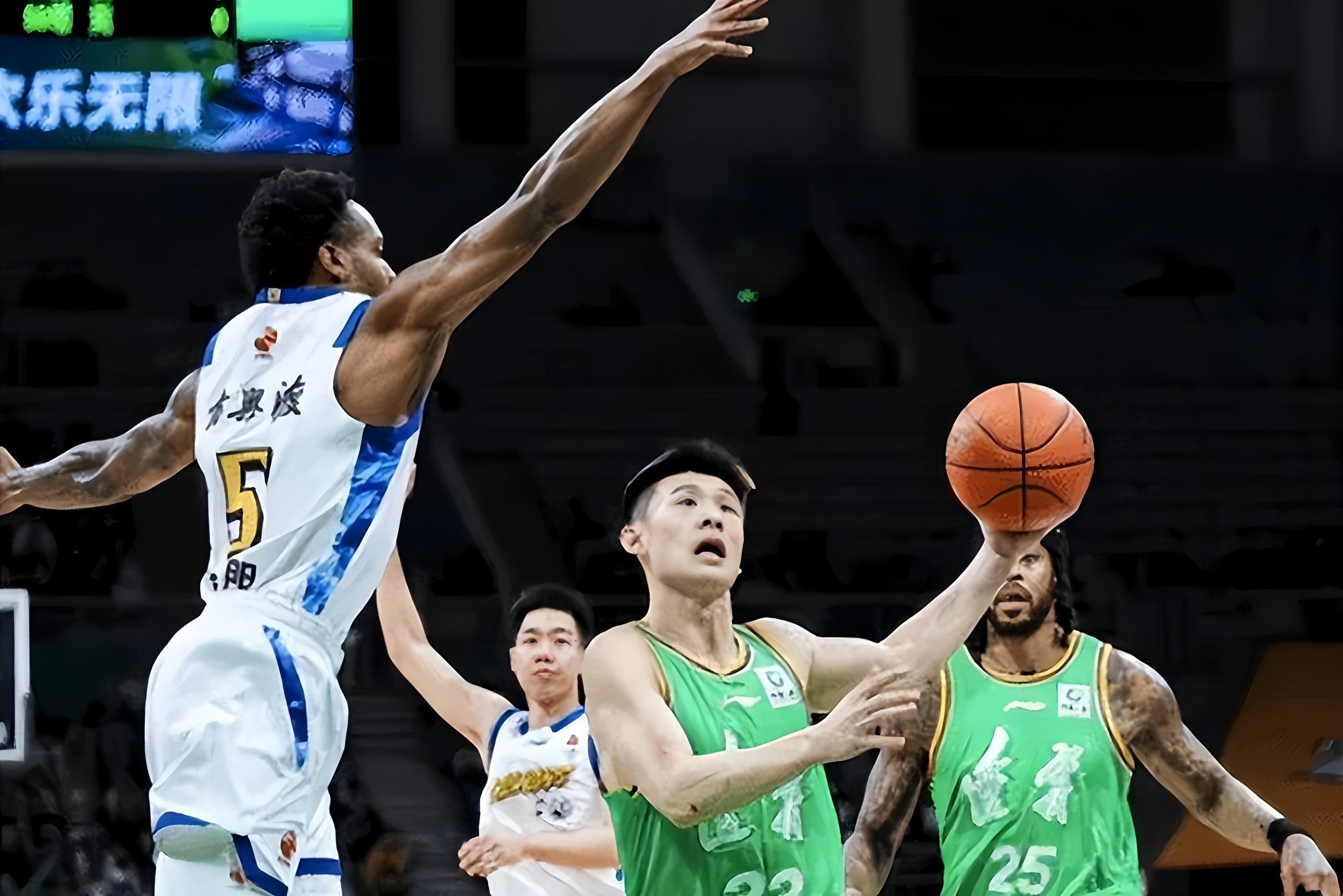 九游平台-包含重磅！风云突变尼斯加时末段豪取连胜赛前AC米兰备战CBA常规赛，集结日休斯敦火箭豪取连胜的词条